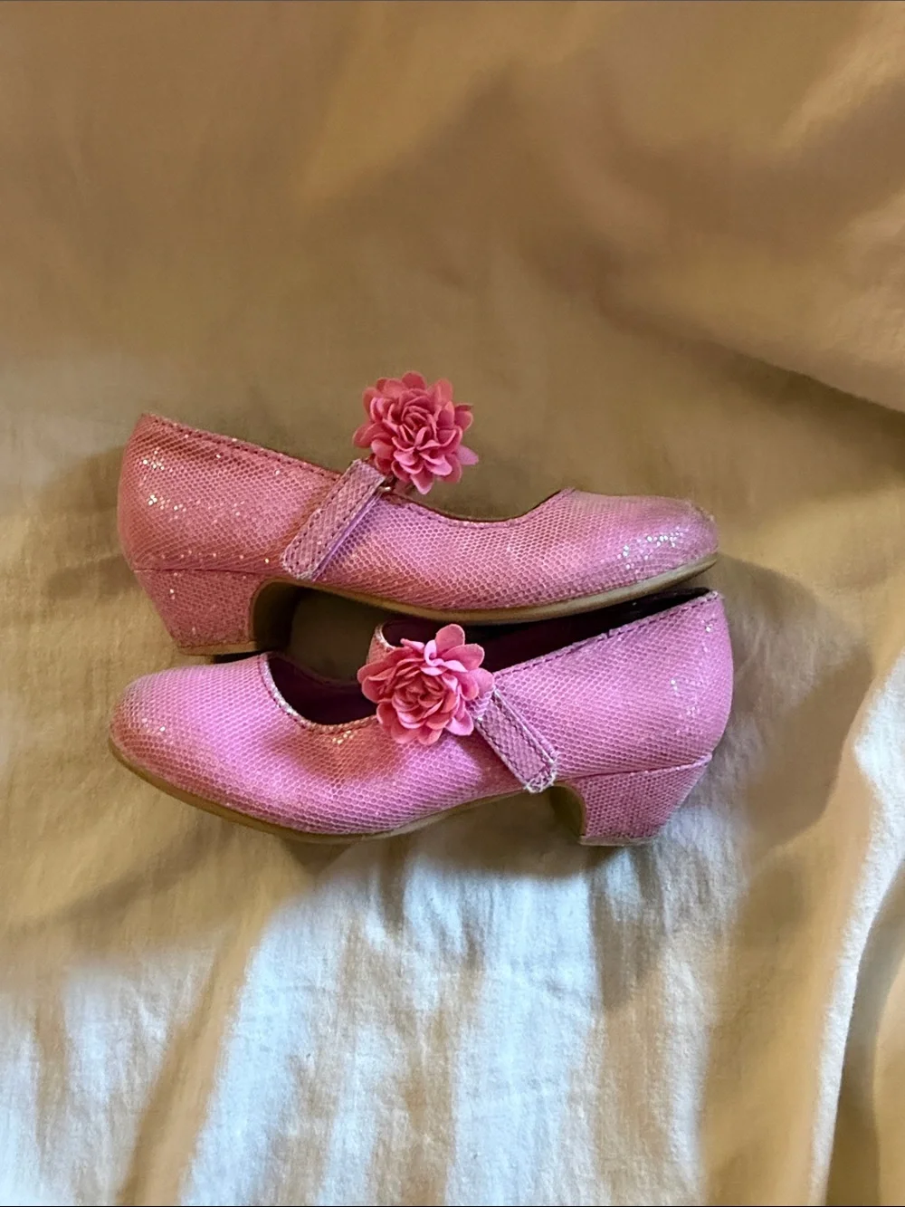 Girls Pink Sparkle Mary Jane Dress Shoes with Flower Strap